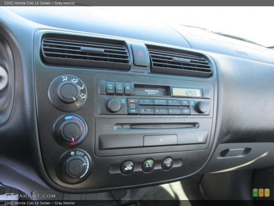 Gray Interior Controls for the 2002 Honda Civic LX Sedan #75412305