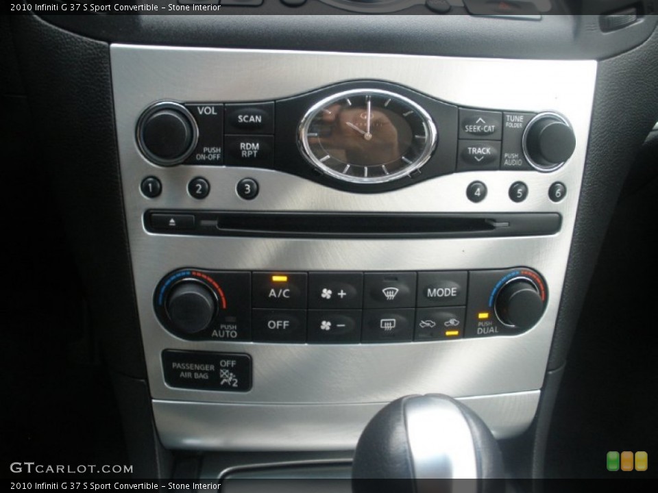 Stone Interior Controls for the 2010 Infiniti G 37 S Sport Convertible #75417427