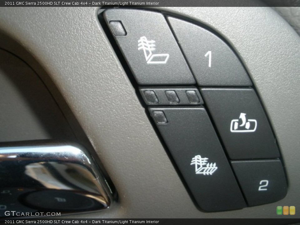 Dark Titanium/Light Titanium Interior Controls for the 2011 GMC Sierra 2500HD SLT Crew Cab 4x4 #75418251