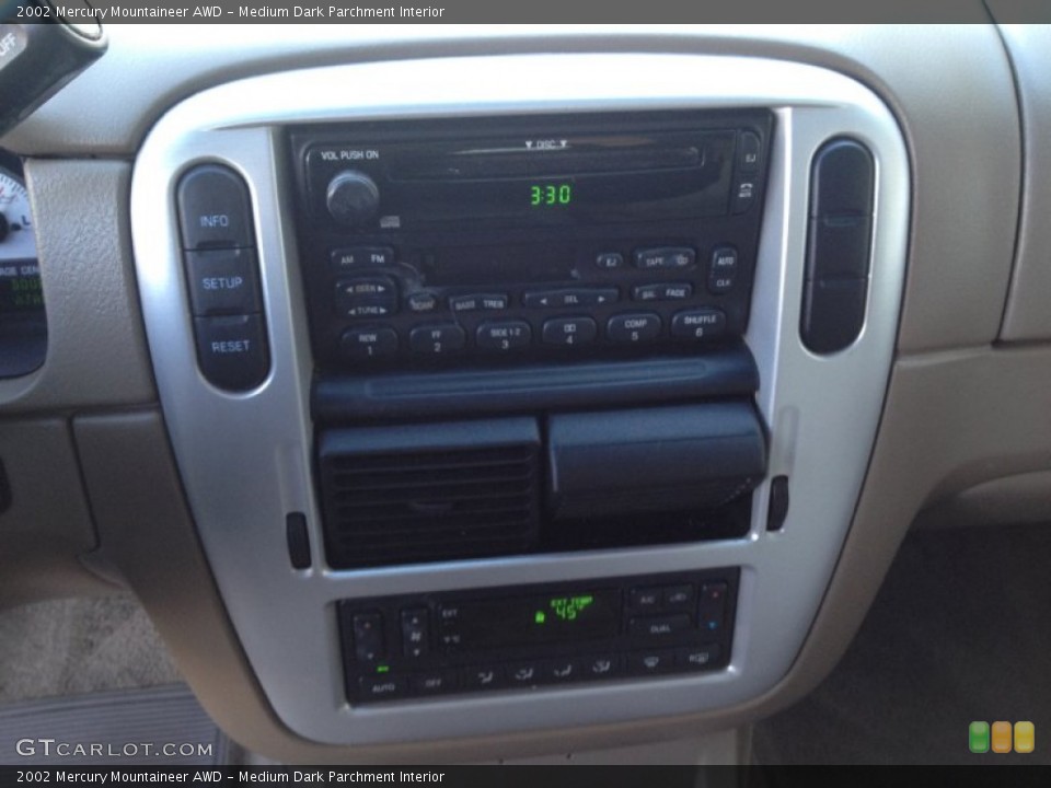 Medium Dark Parchment Interior Controls for the 2002 Mercury Mountaineer AWD #75427198