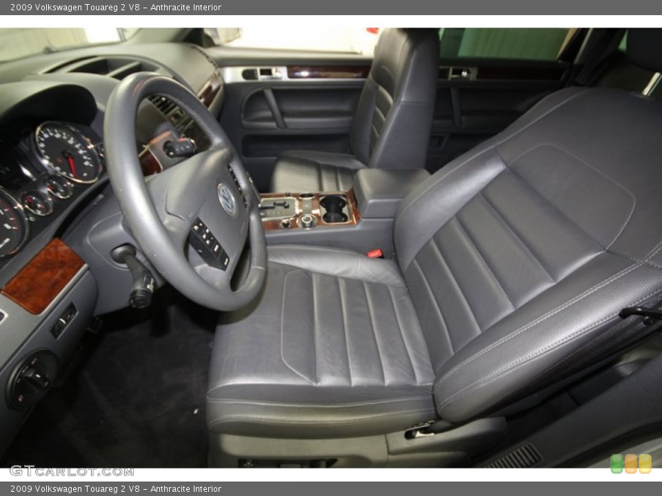 Anthracite Interior Photo for the 2009 Volkswagen Touareg 2 V8 #75434625