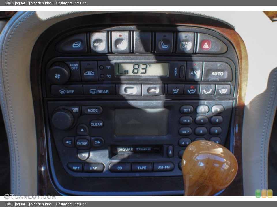Cashmere Interior Controls for the 2002 Jaguar XJ Vanden Plas #75434682