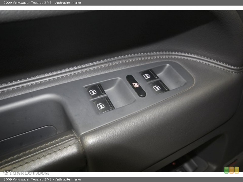 Anthracite Interior Controls for the 2009 Volkswagen Touareg 2 V8 #75435006