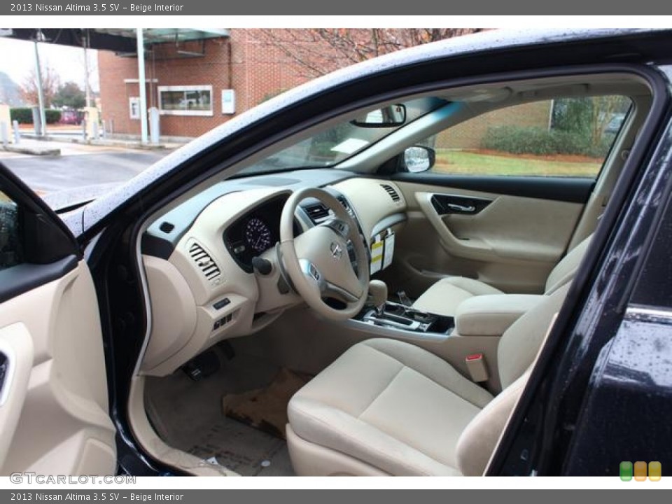 Beige Interior Photo for the 2013 Nissan Altima 3.5 SV #75435043
