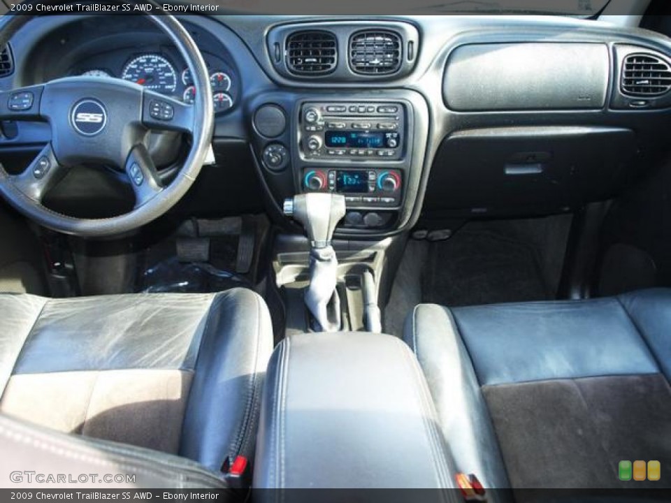Ebony Interior Dashboard for the 2009 Chevrolet TrailBlazer SS AWD #75438721