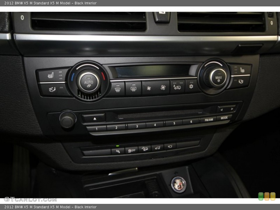 Black Interior Controls for the 2012 BMW X5 M  #75440337