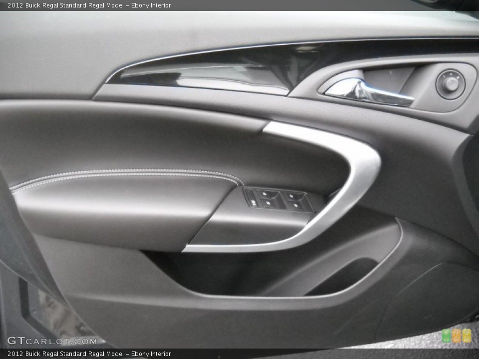 Ebony Interior Door Panel for the 2012 Buick Regal  #75449703