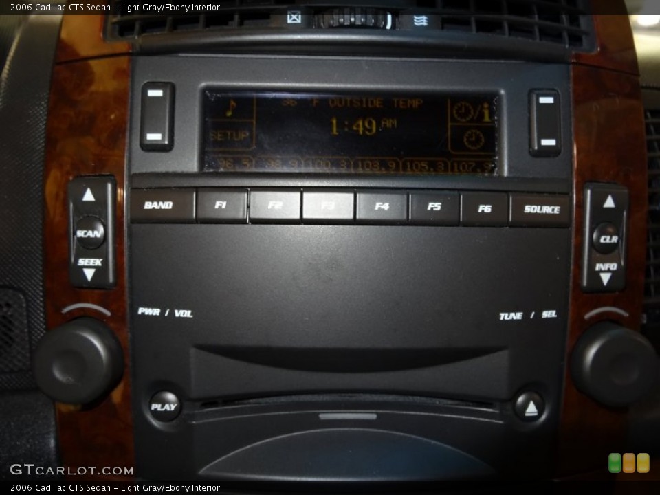 Light Gray/Ebony Interior Controls for the 2006 Cadillac CTS Sedan #75469538