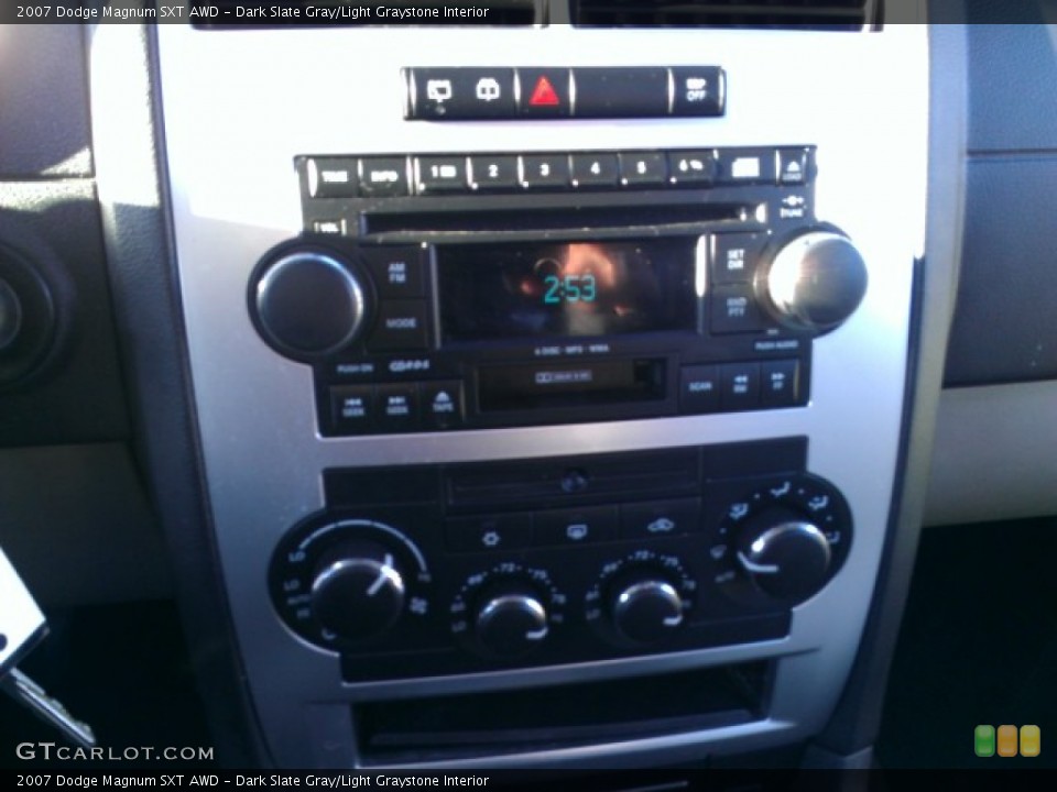 Dark Slate Gray/Light Graystone Interior Controls for the 2007 Dodge Magnum SXT AWD #75492416
