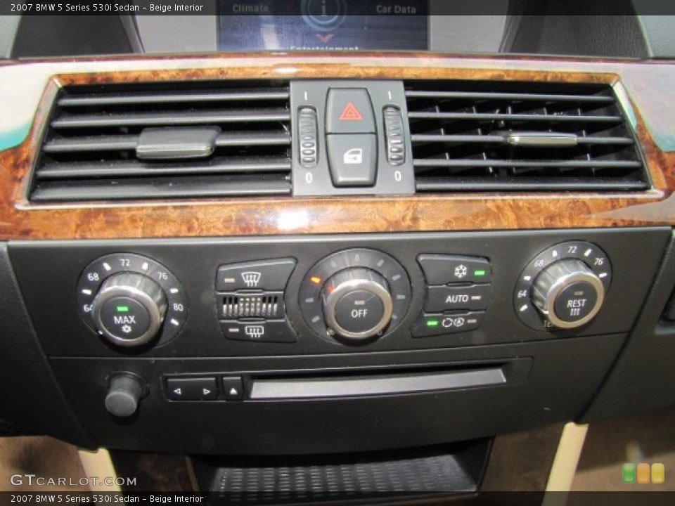 Beige Interior Controls for the 2007 BMW 5 Series 530i Sedan #75494991