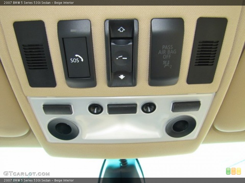 Beige Interior Controls for the 2007 BMW 5 Series 530i Sedan #75495386