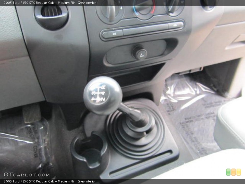 Medium Flint Grey Interior Transmission for the 2005 Ford F150 STX Regular Cab #75501099