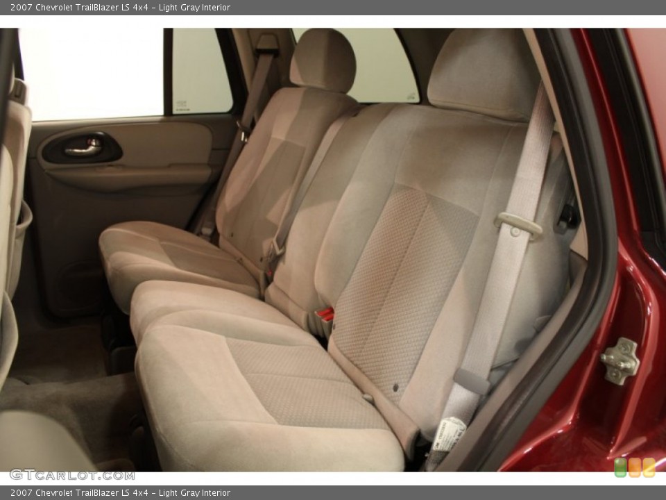 Light Gray Interior Rear Seat for the 2007 Chevrolet TrailBlazer LS 4x4 #75508088