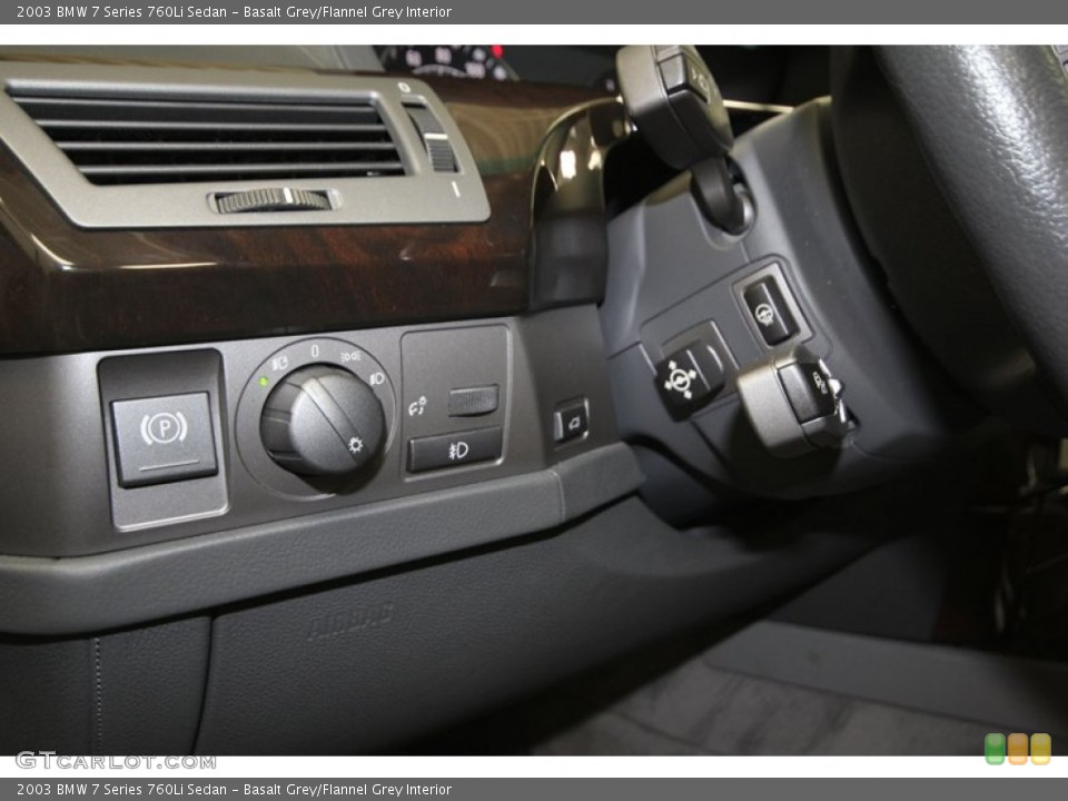 Basalt Grey/Flannel Grey Interior Controls for the 2003 BMW 7 Series 760Li Sedan #75517970