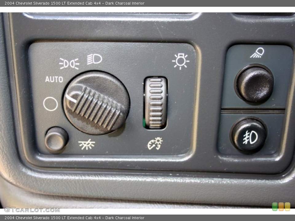 Dark Charcoal Interior Controls for the 2004 Chevrolet Silverado 1500 LT Extended Cab 4x4 #75534335
