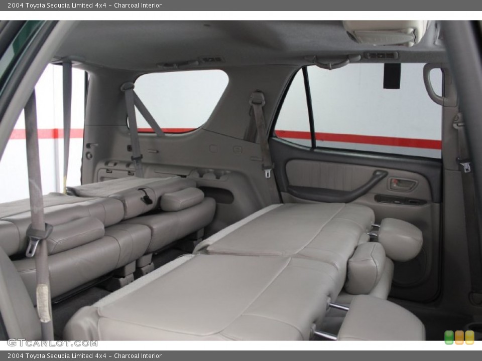 Charcoal Interior Photo for the 2004 Toyota Sequoia Limited 4x4 #75551323