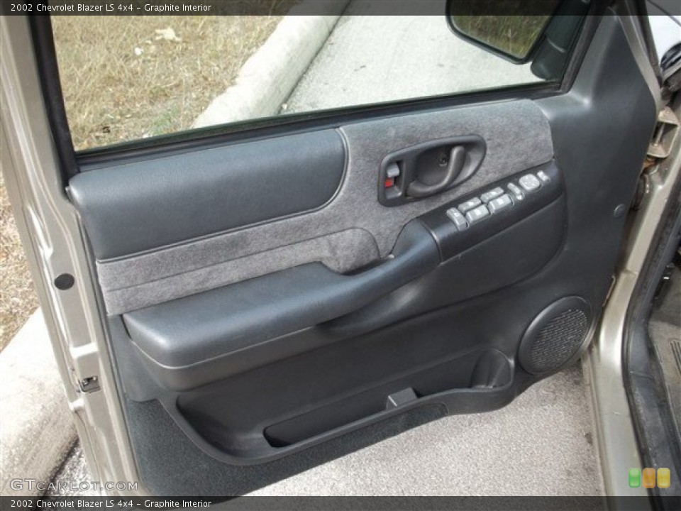 Graphite Interior Door Panel for the 2002 Chevrolet Blazer LS 4x4 #75563804