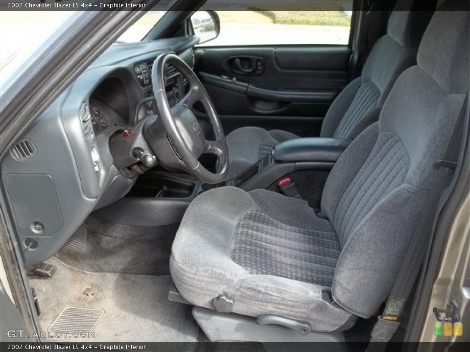 Graphite Interior Photo for the 2002 Chevrolet Blazer LS 4x4 #75563815