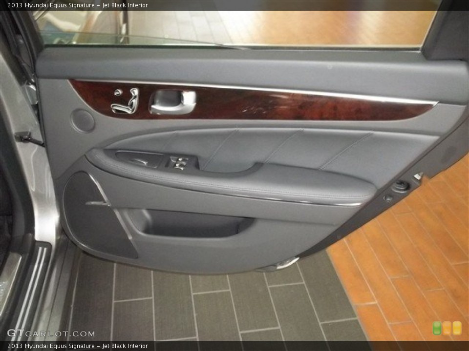 Jet Black Interior Door Panel for the 2013 Hyundai Equus Signature #75566017