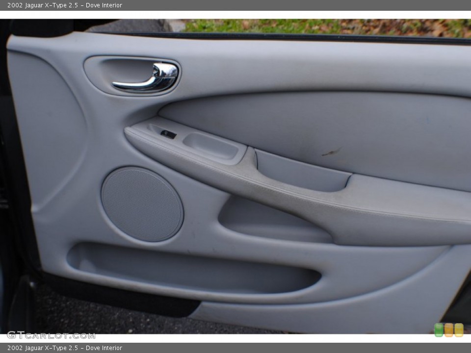 Dove Interior Door Panel for the 2002 Jaguar X-Type 2.5 #75597812