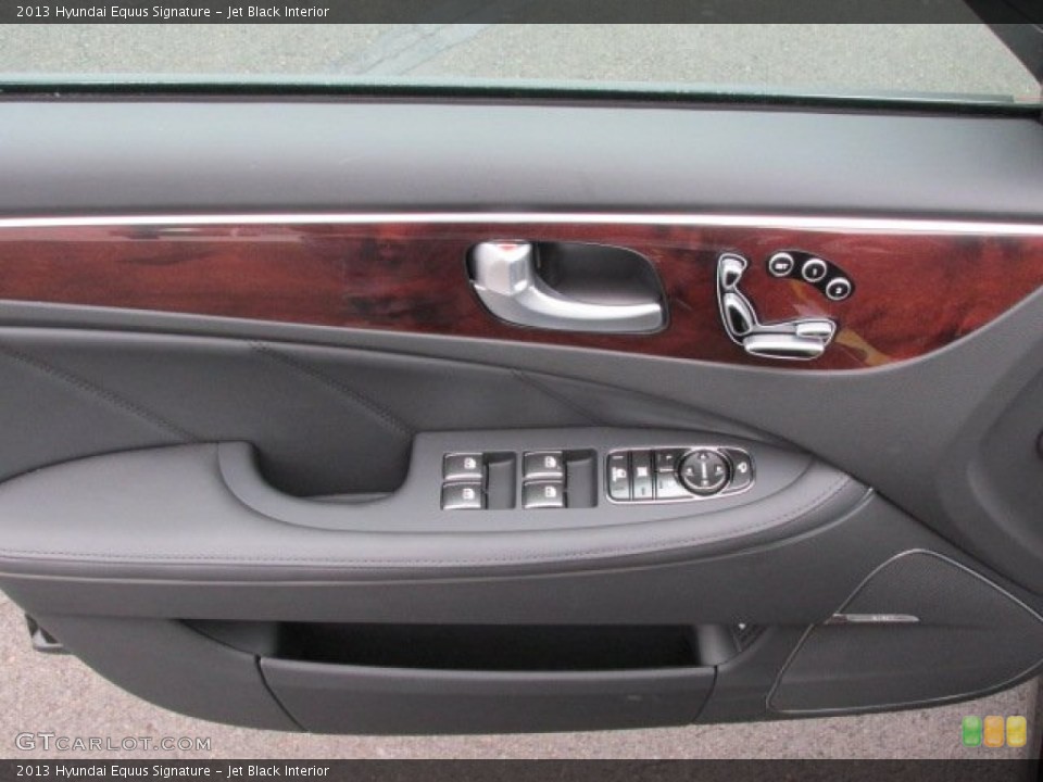 Jet Black Interior Door Panel for the 2013 Hyundai Equus Signature #75600404