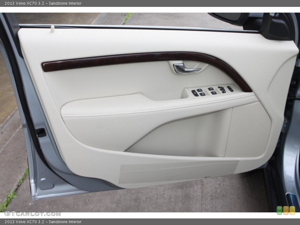 Sandstone Interior Door Panel for the 2013 Volvo XC70 3.2 #75605288