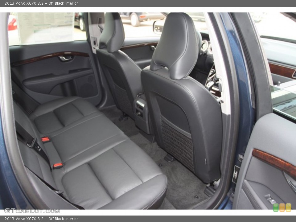 Off Black Interior Rear Seat for the 2013 Volvo XC70 3.2 #75605752