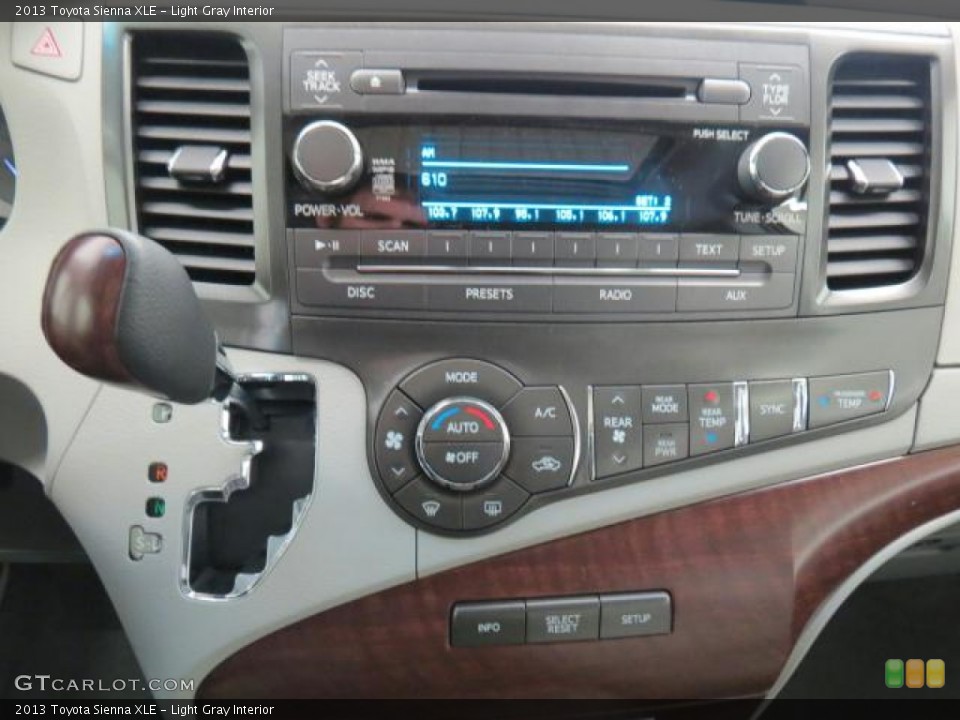 Light Gray Interior Controls for the 2013 Toyota Sienna XLE #75615150