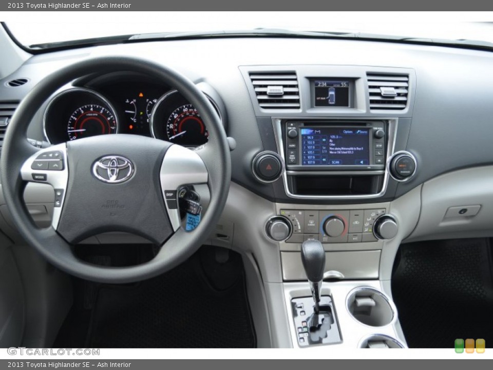 Ash Interior Dashboard for the 2013 Toyota Highlander SE #75626190