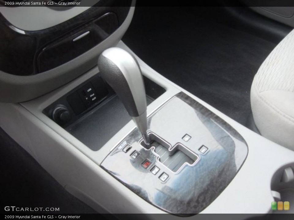 Gray Interior Transmission for the 2009 Hyundai Santa Fe GLS #75628671