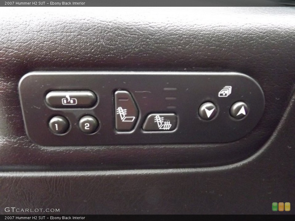 Ebony Black Interior Controls for the 2007 Hummer H2 SUT #75639570