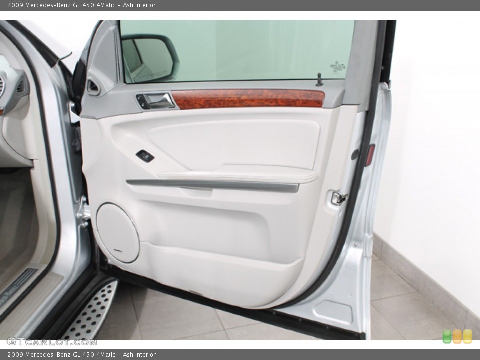 Ash Interior Door Panel For The 2009 Mercedes Benz Gl 450