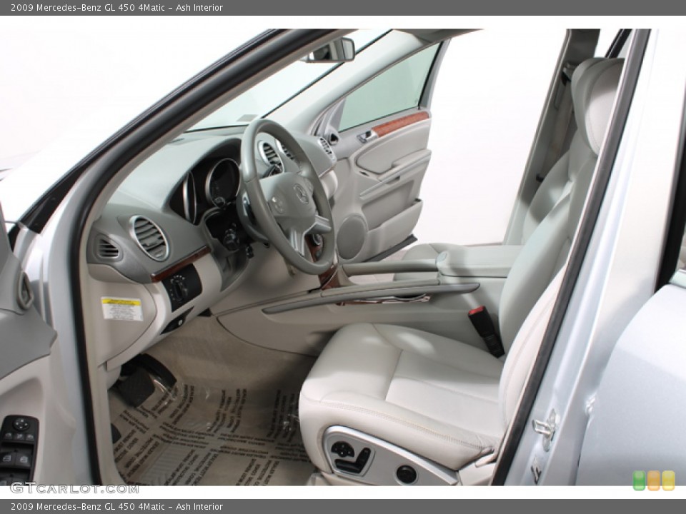 Ash Interior Photo for the 2009 Mercedes-Benz GL 450 4Matic #75653061