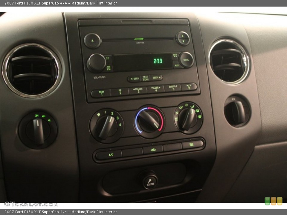 Medium/Dark Flint Interior Controls for the 2007 Ford F150 XLT SuperCab 4x4 #75653924