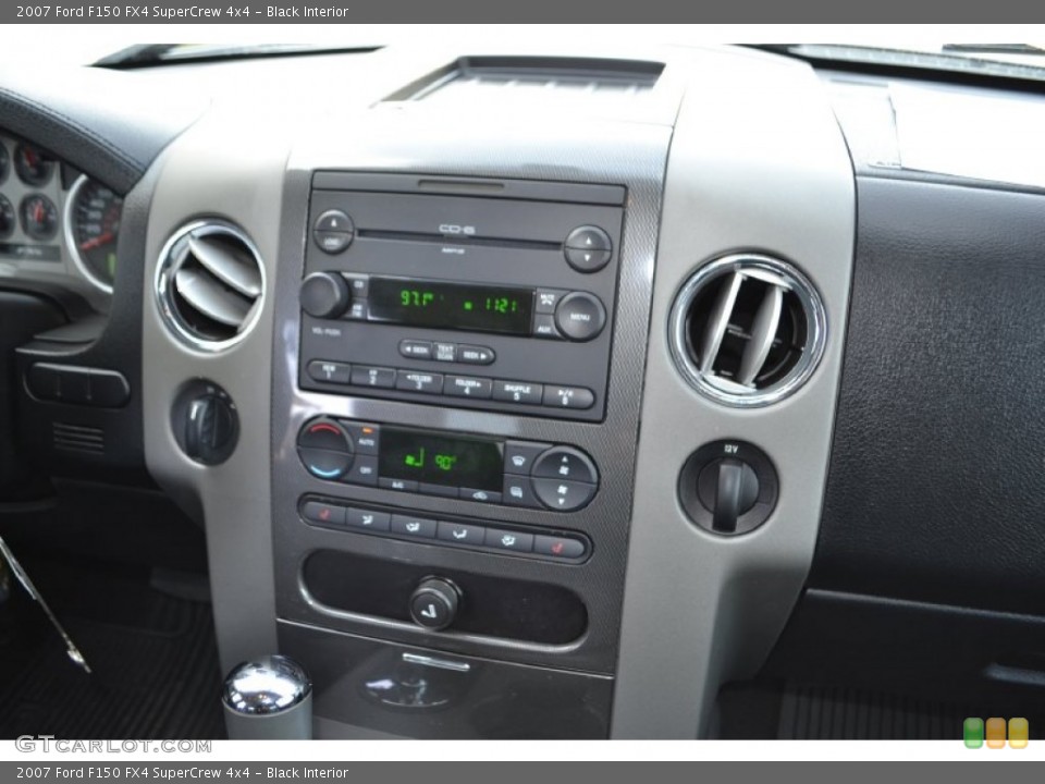 Black Interior Controls for the 2007 Ford F150 FX4 SuperCrew 4x4 #75659483