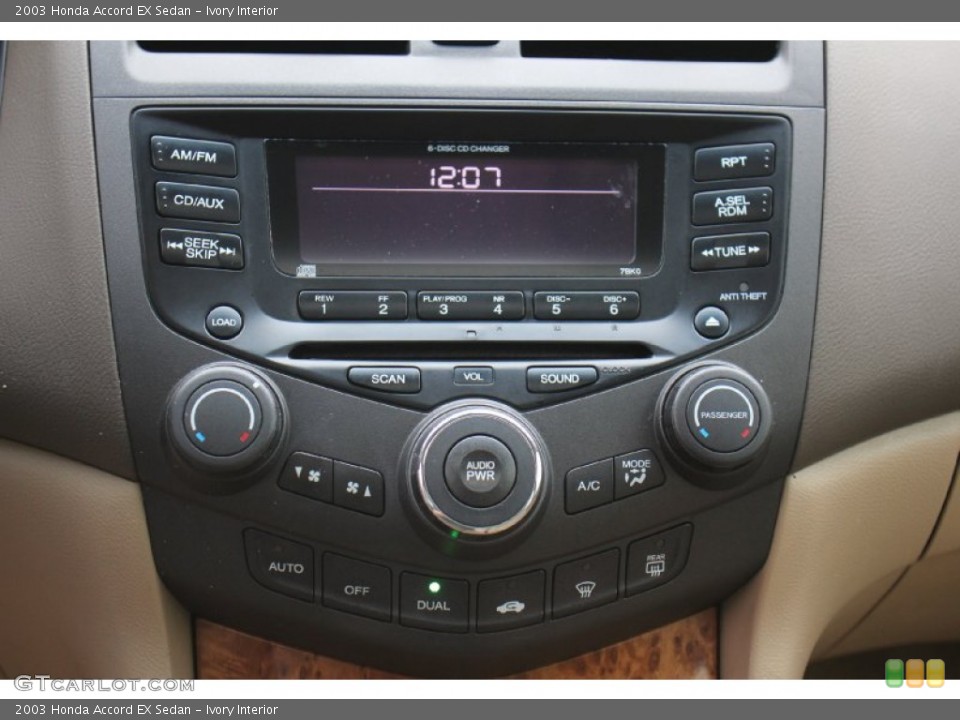 Ivory Interior Controls for the 2003 Honda Accord EX Sedan #75664689