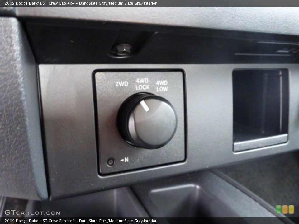 Dark Slate Gray/Medium Slate Gray Interior Controls for the 2009 Dodge Dakota ST Crew Cab 4x4 #75668202