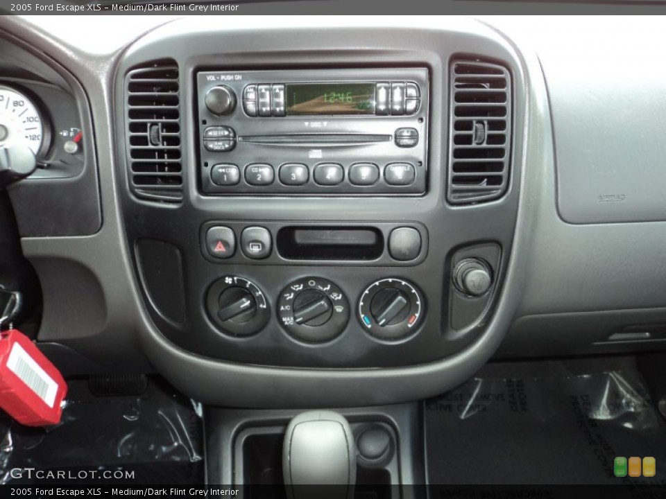 Medium/Dark Flint Grey Interior Controls for the 2005 Ford Escape XLS #75673367