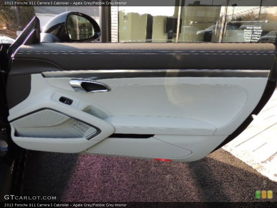 Agate Grey/Pebble Grey Interior Door Panel for the 2013 Porsche 911 Carrera S Cabriolet #75682065