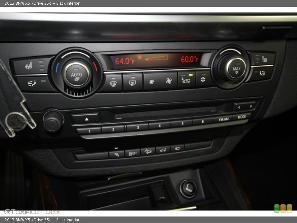 Black Interior Controls for the 2013 BMW X5 xDrive 35d #75684287
