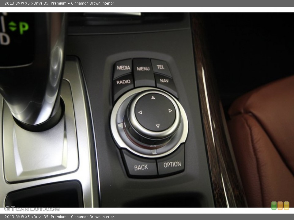 Cinnamon Brown Interior Controls for the 2013 BMW X5 xDrive 35i Premium #75685578