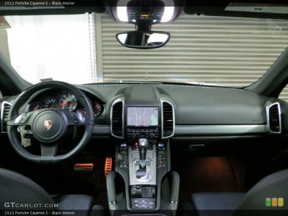 Black Interior Dashboard for the 2011 Porsche Cayenne S #75687702
