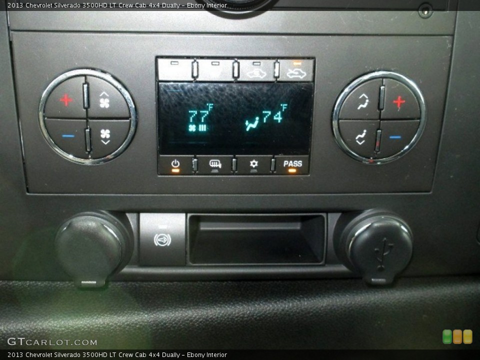 Ebony Interior Controls for the 2013 Chevrolet Silverado 3500HD LT Crew Cab 4x4 Dually #75706530