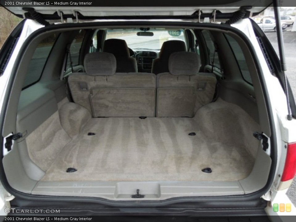 Medium Gray Interior Trunk for the 2001 Chevrolet Blazer LS #75717648