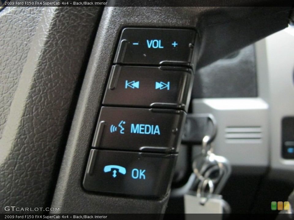 Black/Black Interior Controls for the 2009 Ford F150 FX4 SuperCab 4x4 #75733022
