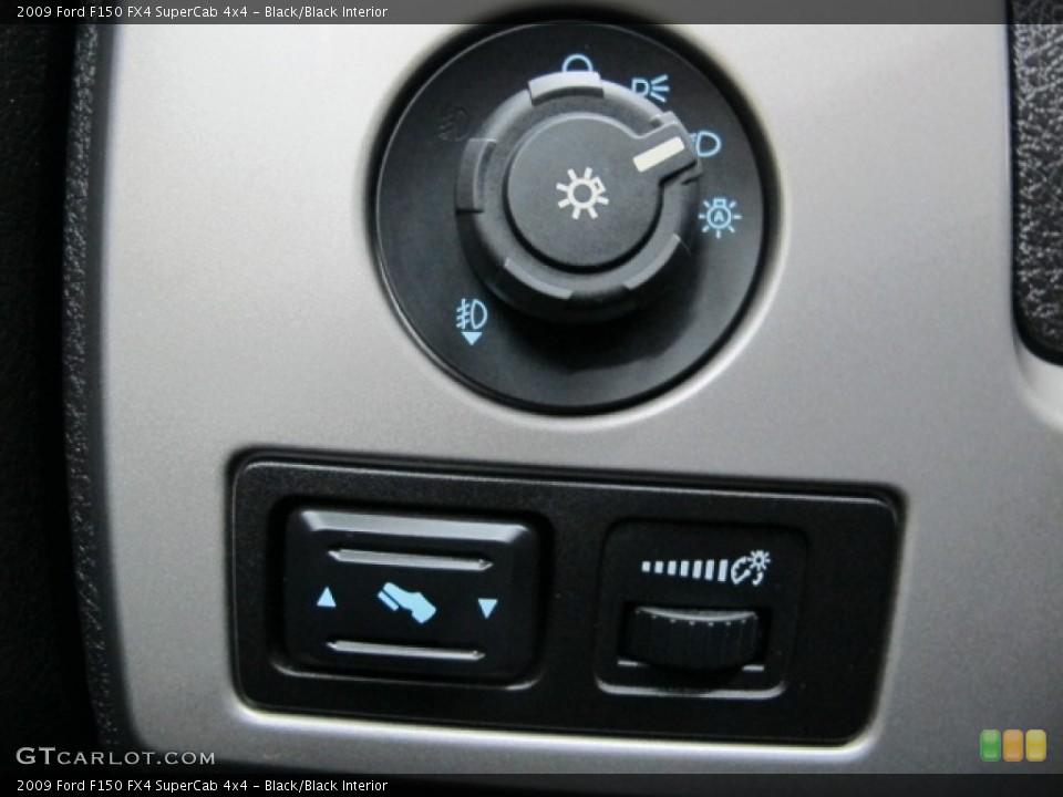 Black/Black Interior Controls for the 2009 Ford F150 FX4 SuperCab 4x4 #75733046