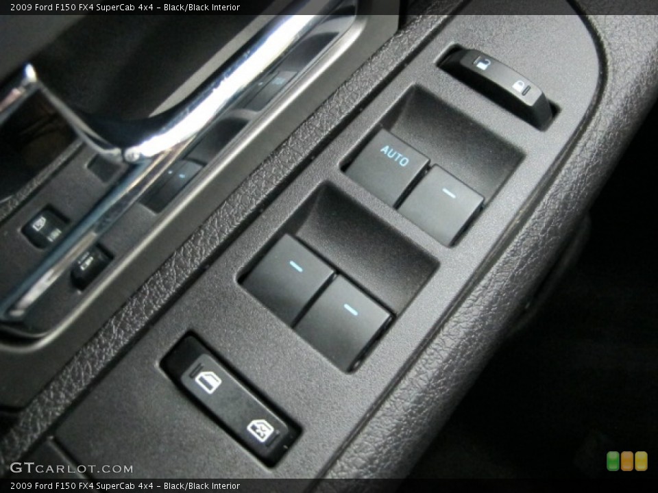 Black/Black Interior Controls for the 2009 Ford F150 FX4 SuperCab 4x4 #75733072