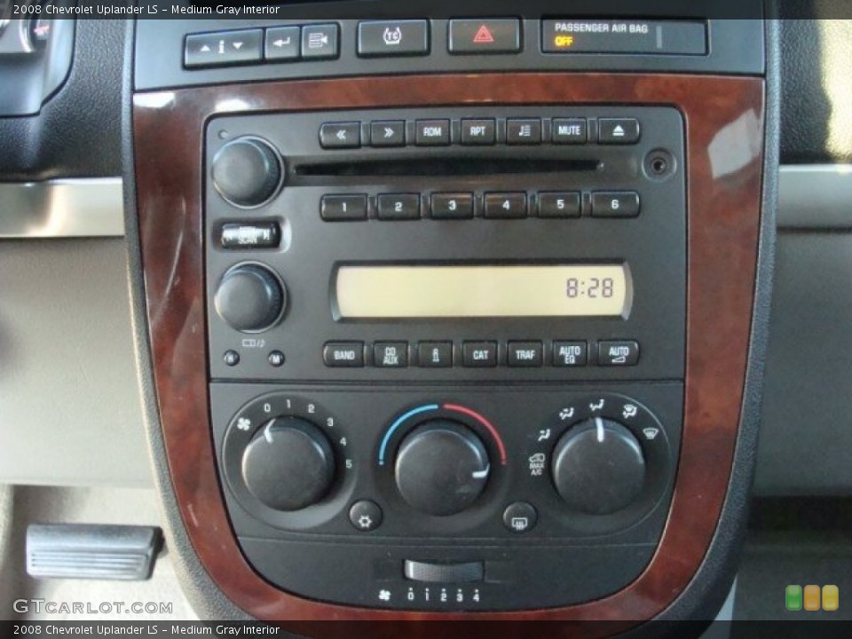 Medium Gray Interior Controls for the 2008 Chevrolet Uplander LS #75734816