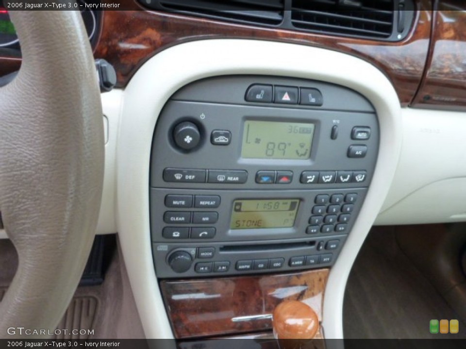 Ivory Interior Controls for the 2006 Jaguar X-Type 3.0 #75743796