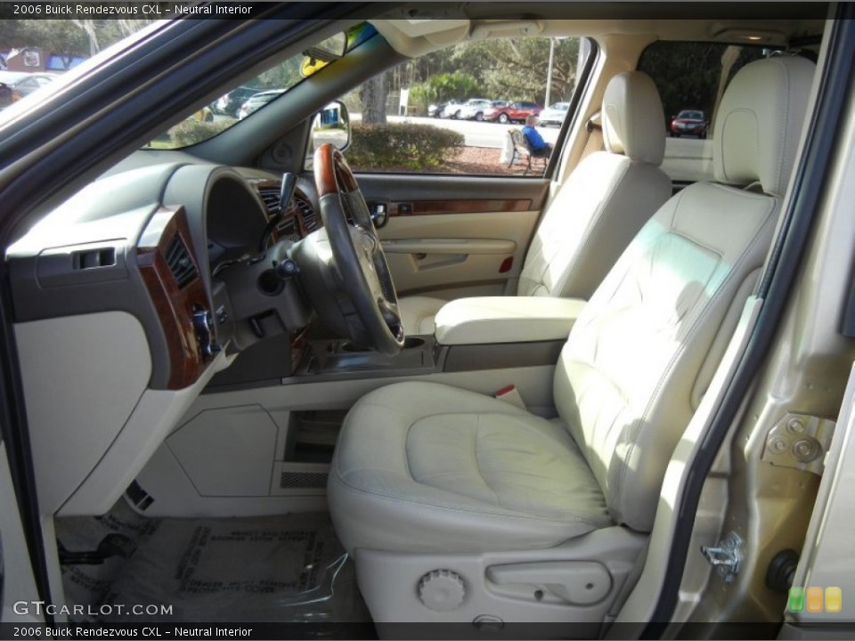 Neutral Interior Photo for the 2006 Buick Rendezvous CXL #75750199